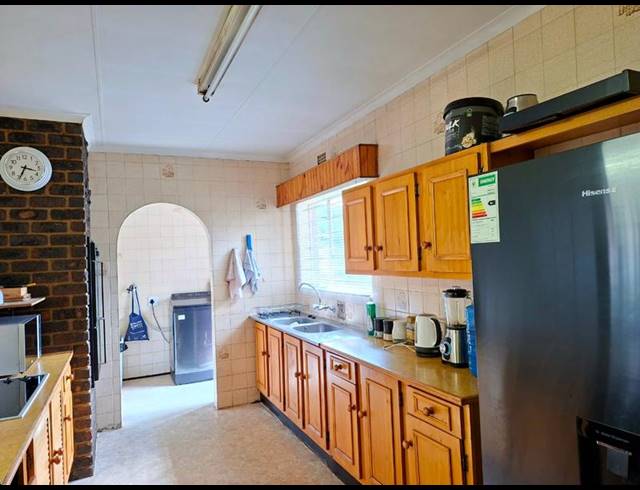 4 BEDROOM HOUSE FOR SALE IN BIRCHLEIGH NORTH